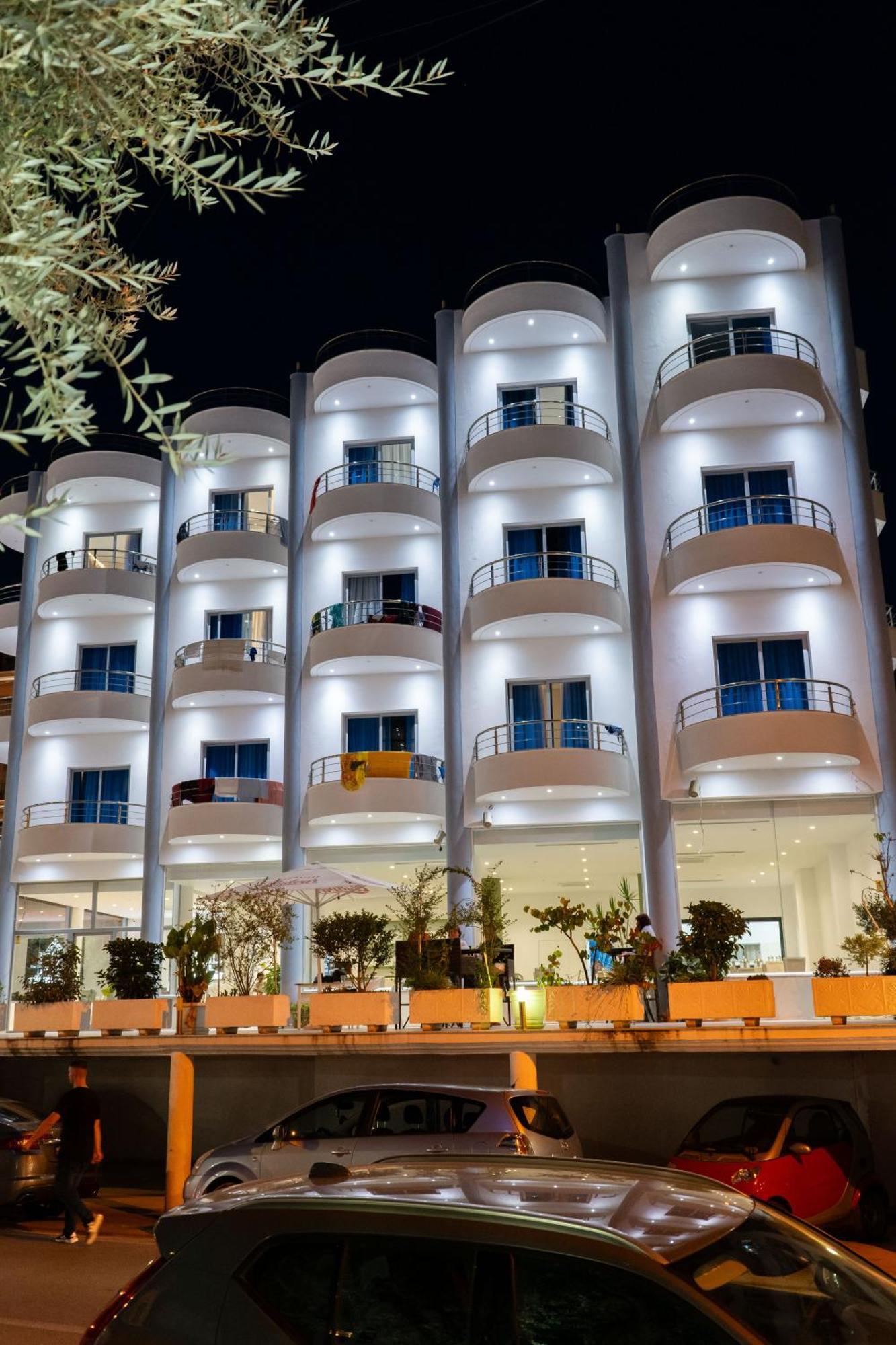 Arel Hotel Саранда Екстер'єр фото