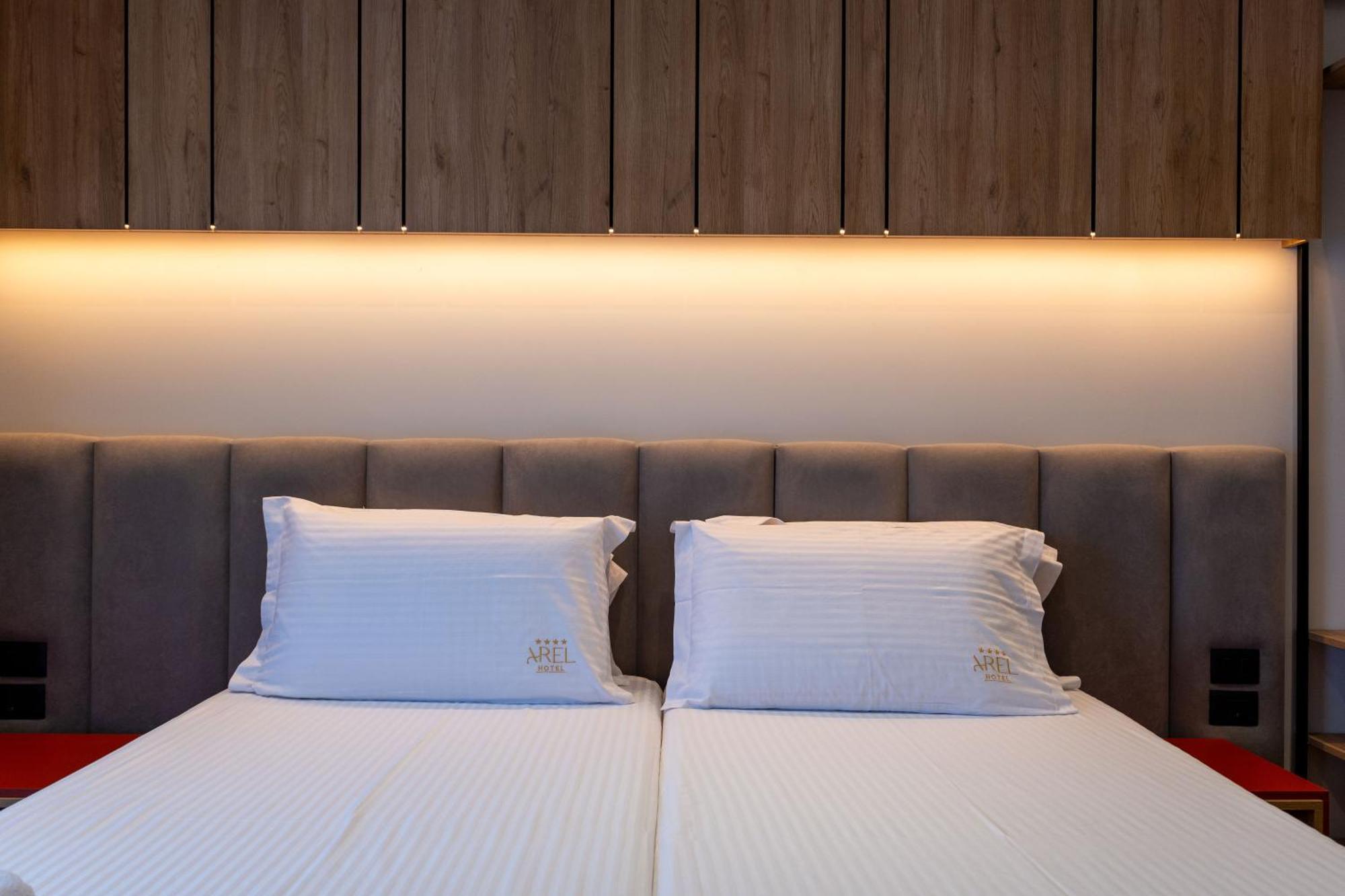 Arel Hotel Саранда Екстер'єр фото